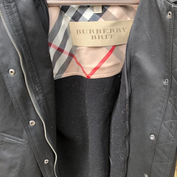 RARE Burberry Novacheck Jacket 3 in 1 - Jacket, Vest, Bomber Size 8 Black - Picture 7 of 16